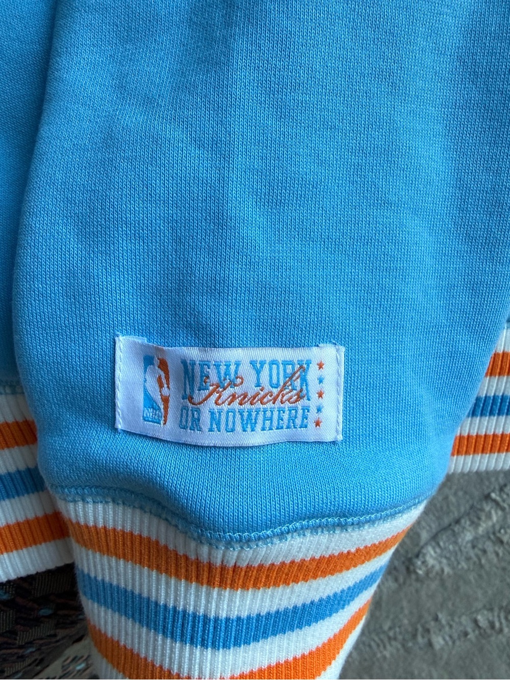 NWT New York or Nowhere Knicks Motto Hoodie - Picture 4 of 7